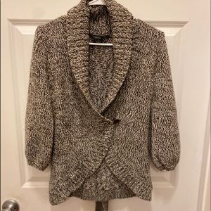 BCBGMAXAZRIA sweater GUC and adorable